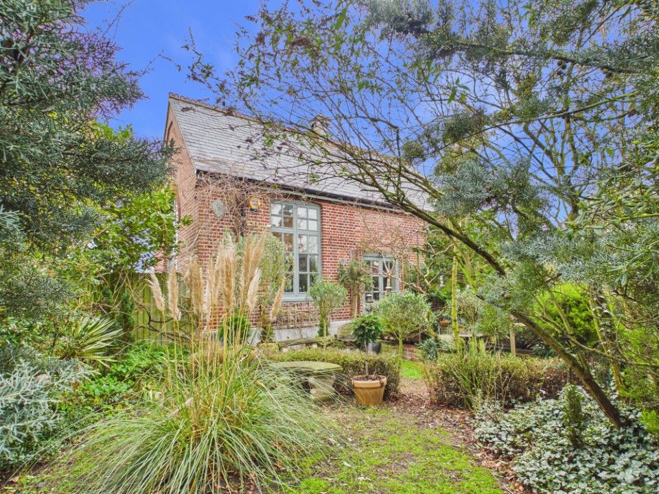 Property photo 2 of 30