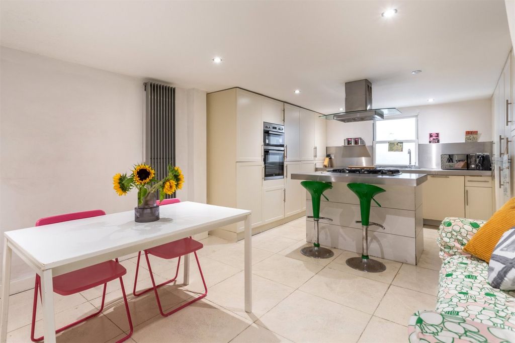 Property photo 1 of 23 Picture No. 41