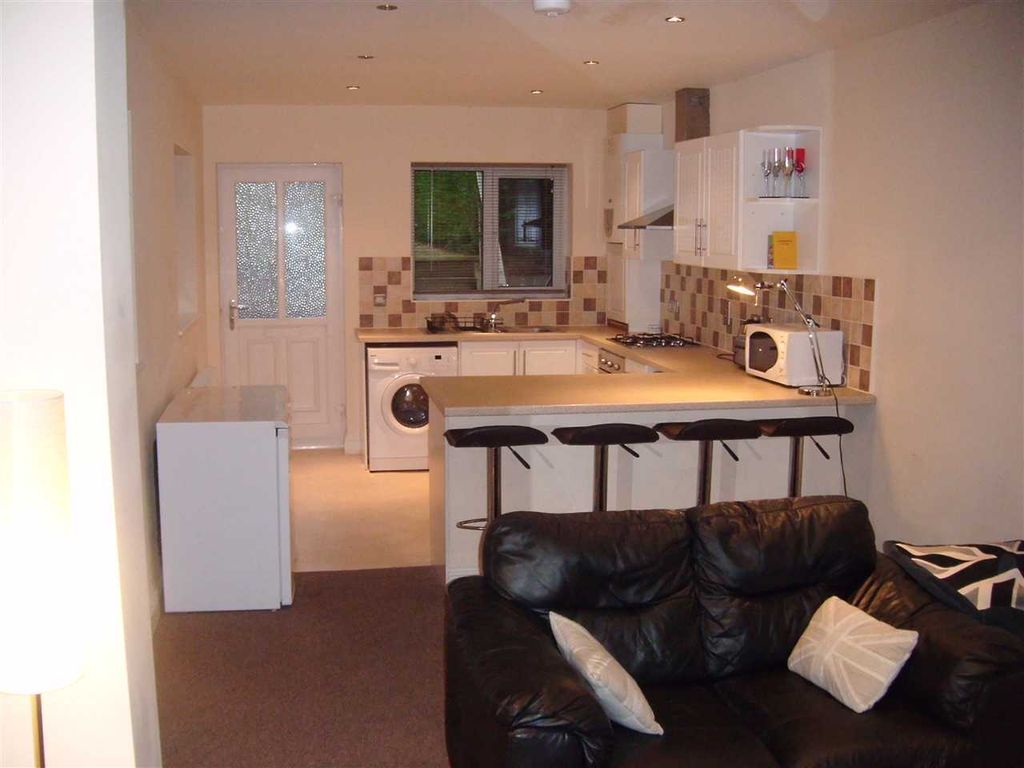 Property photo 2 of 4