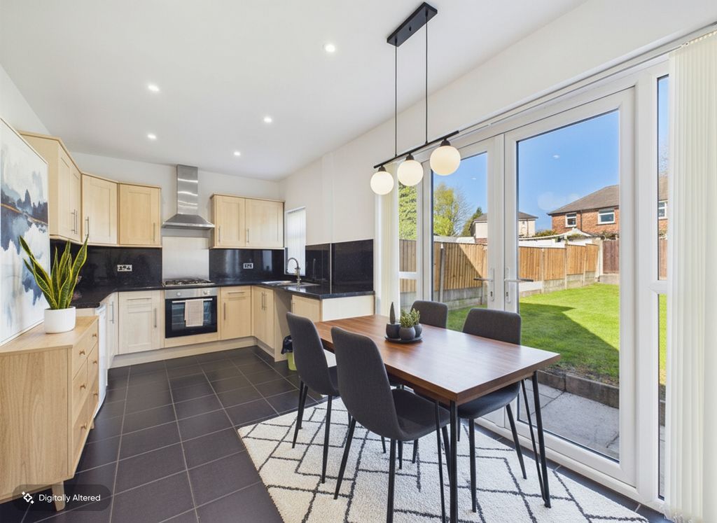 Property photo 3 of 24 Photo 7