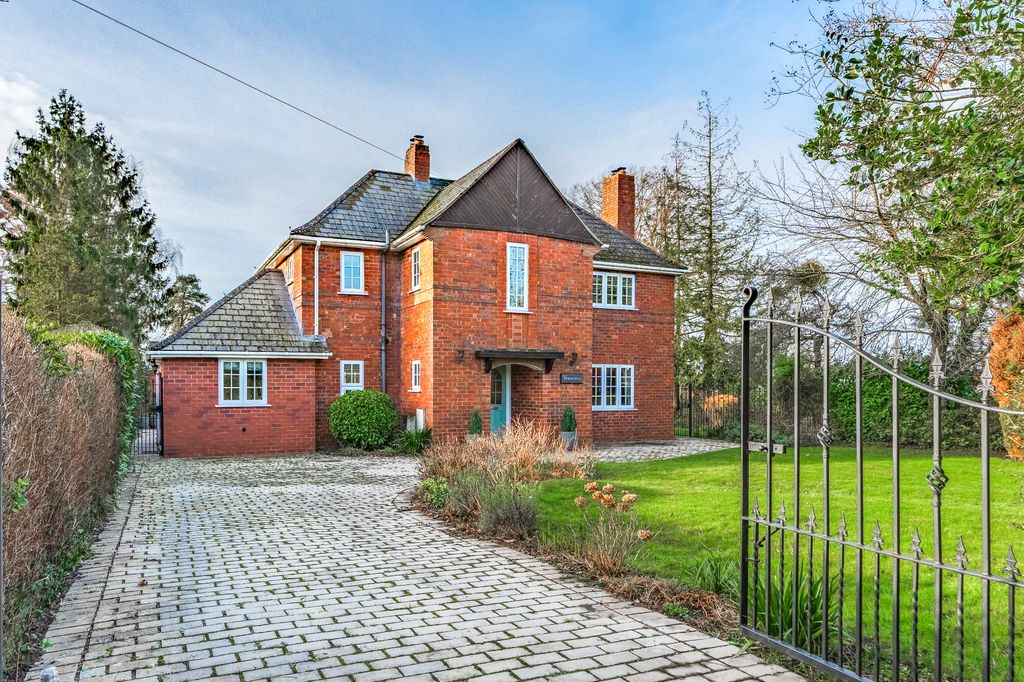 Property photo 1 of 29