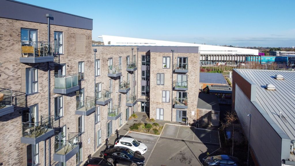 Property photo 1 of 18 Picture No. 03