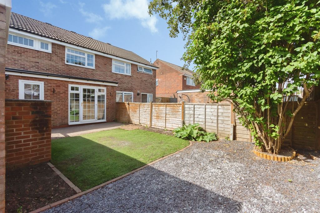 Property photo 1 of 24