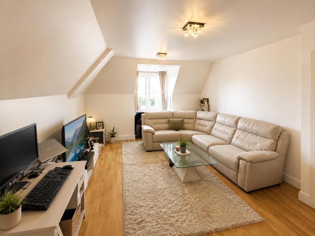 Property photo 2 of 8