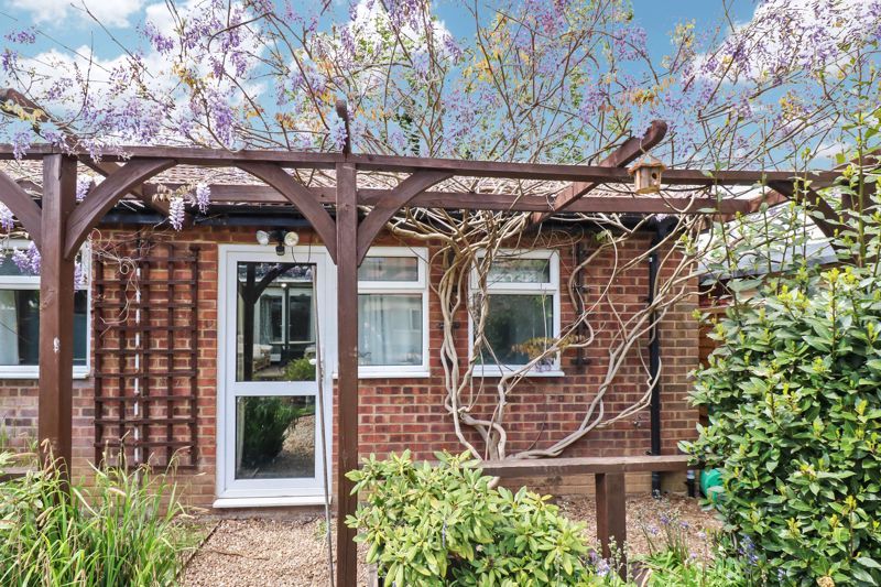 Property photo 1 of 9 Photo 12