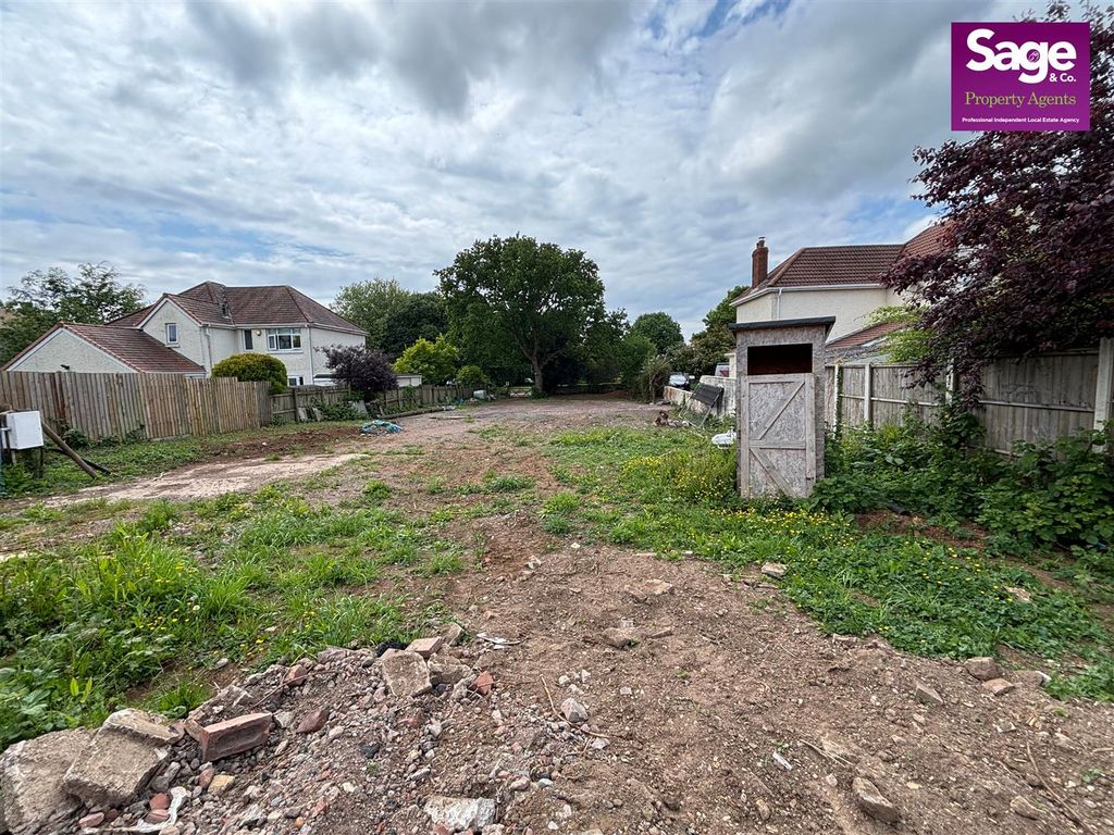 Property photo 1 of 11