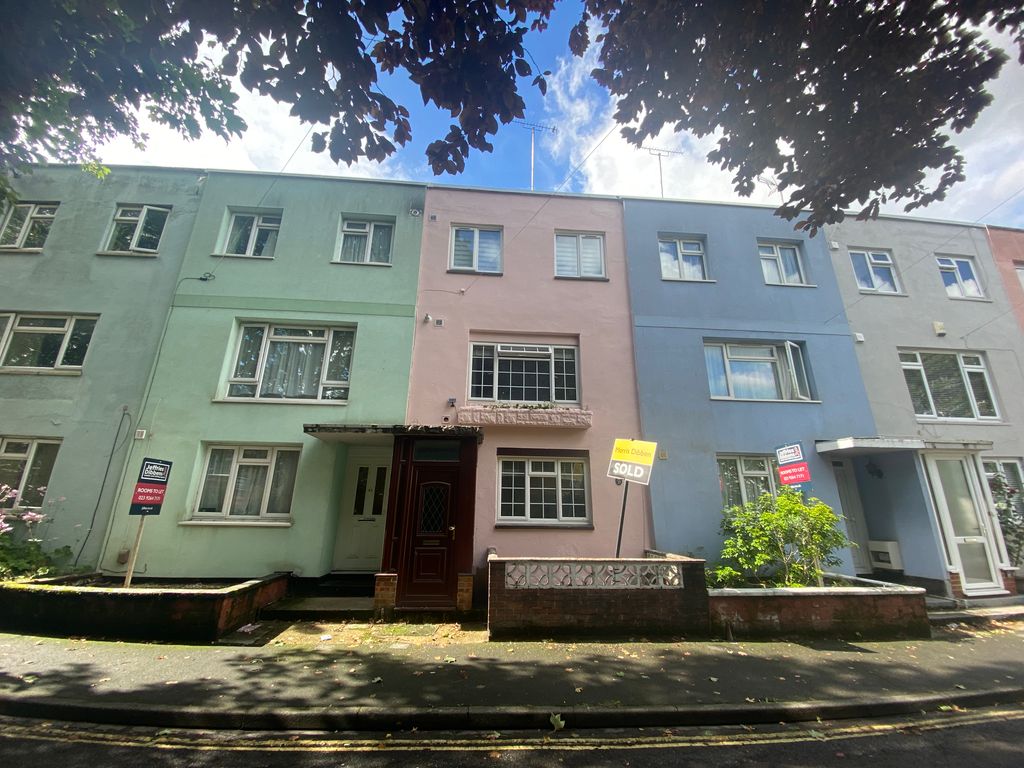 Property photo 1 of 23
