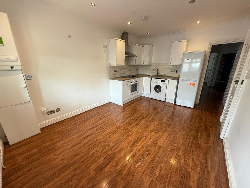 Property photo 1 of 5
