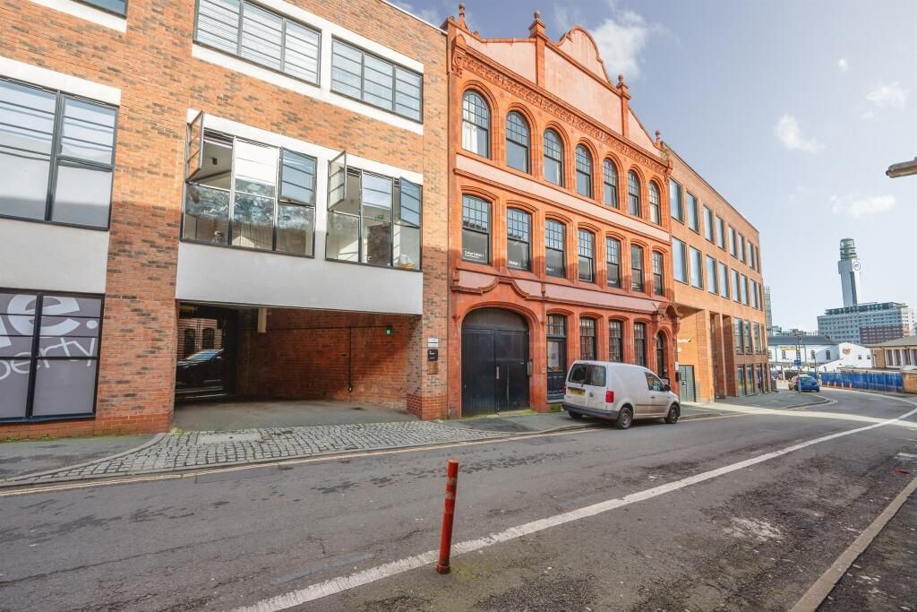 Property photo 1 of 9 View