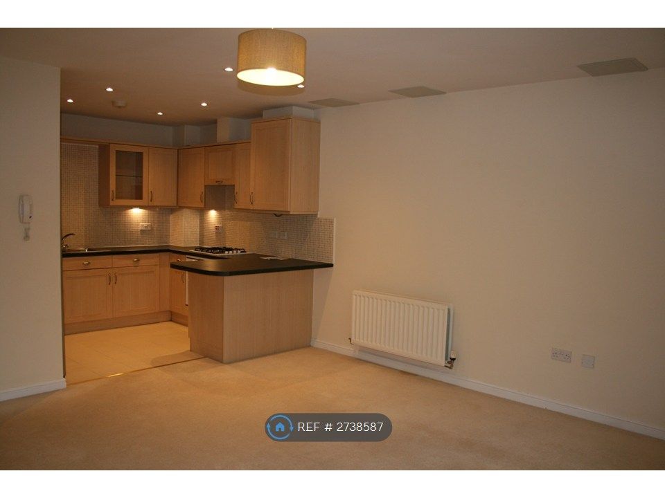 Property photo 3 of 21