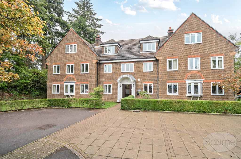 Property photo 1 of 13 7096Da31-9Ac8-451...