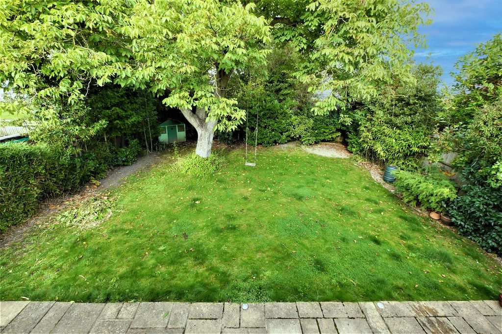 Property photo 2 of 10