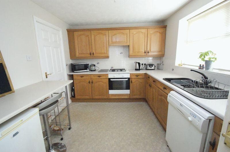 Property photo 3 of 11 Picture No. 10
