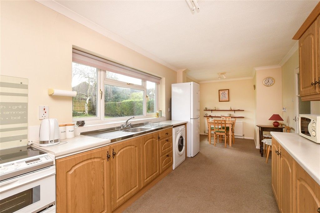 Property photo 3 of 17 Kitchen/Diner