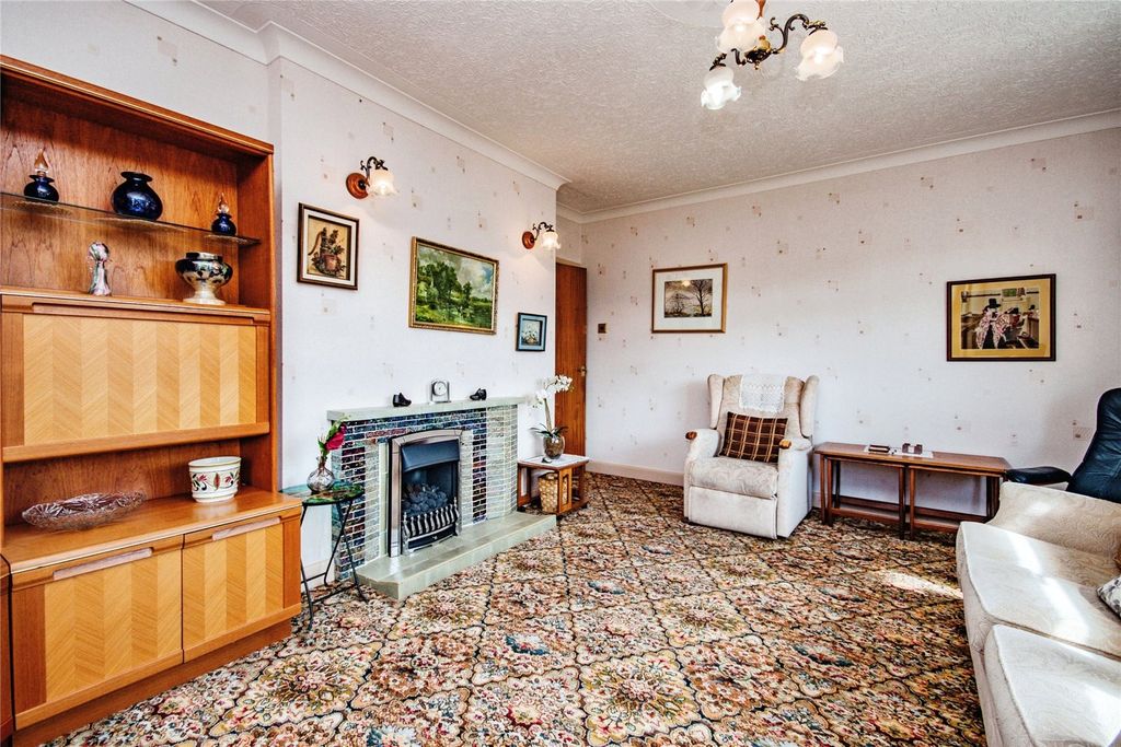 Property photo 3 of 17 Picture No. 13