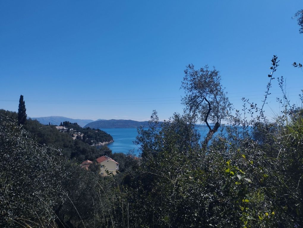 Property photo 2 of 6 Sea View