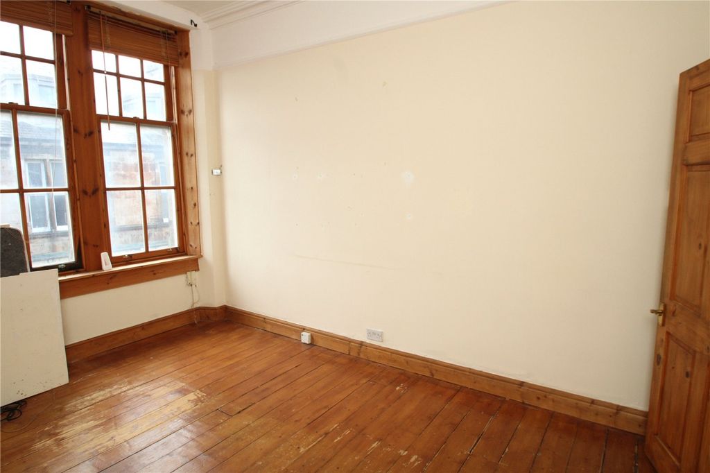 Property photo 3 of 8 Living Room