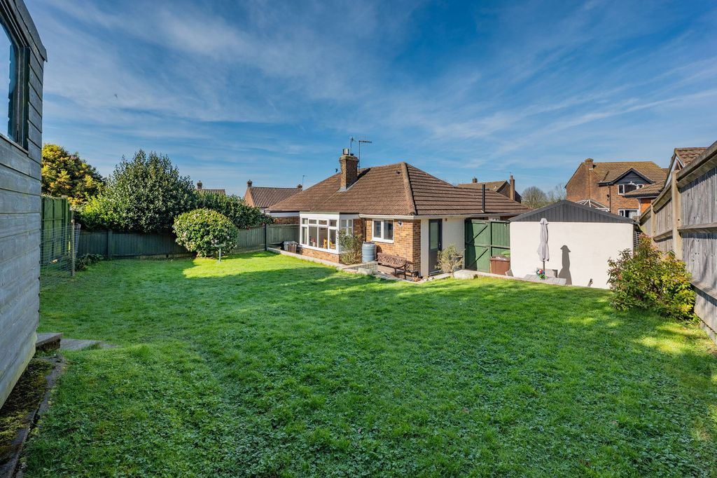 Property photo 2 of 23