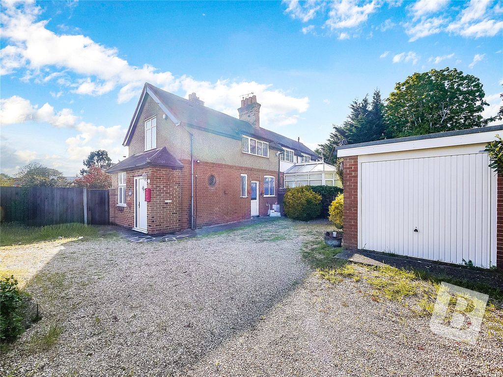 Property photo 2 of 12 Picture No. 33