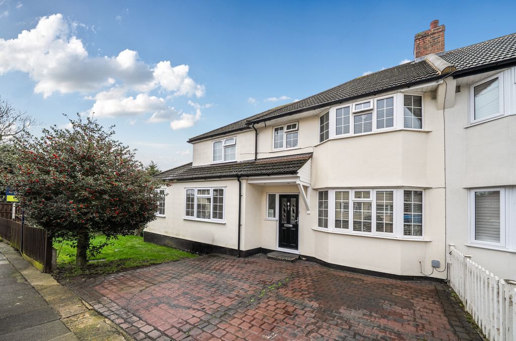 Property photo 1 of 19 Front2