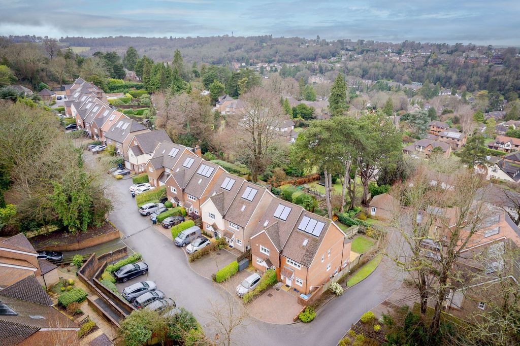 Property photo 1 of 22