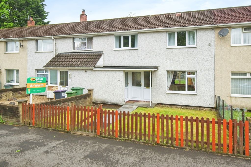 Property photo 2 of 13