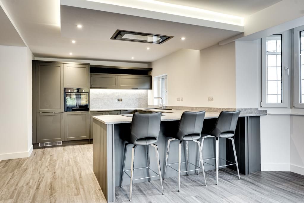 Property photo 3 of 19 Flat 1, 1 High Street, Cottingham-8.Jpg