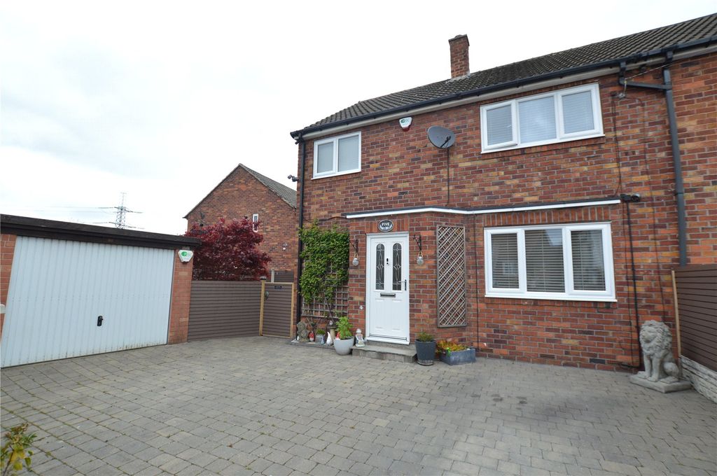 Property photo 2 of 13 Picture No. 10