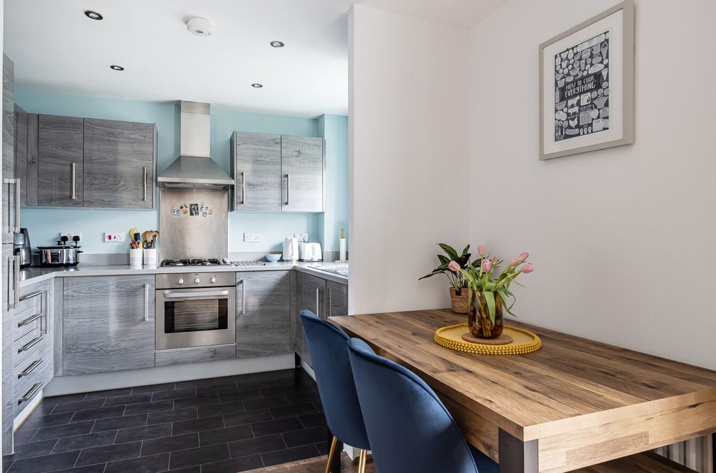 Property photo 3 of 16 1409097-2-698A0d9...