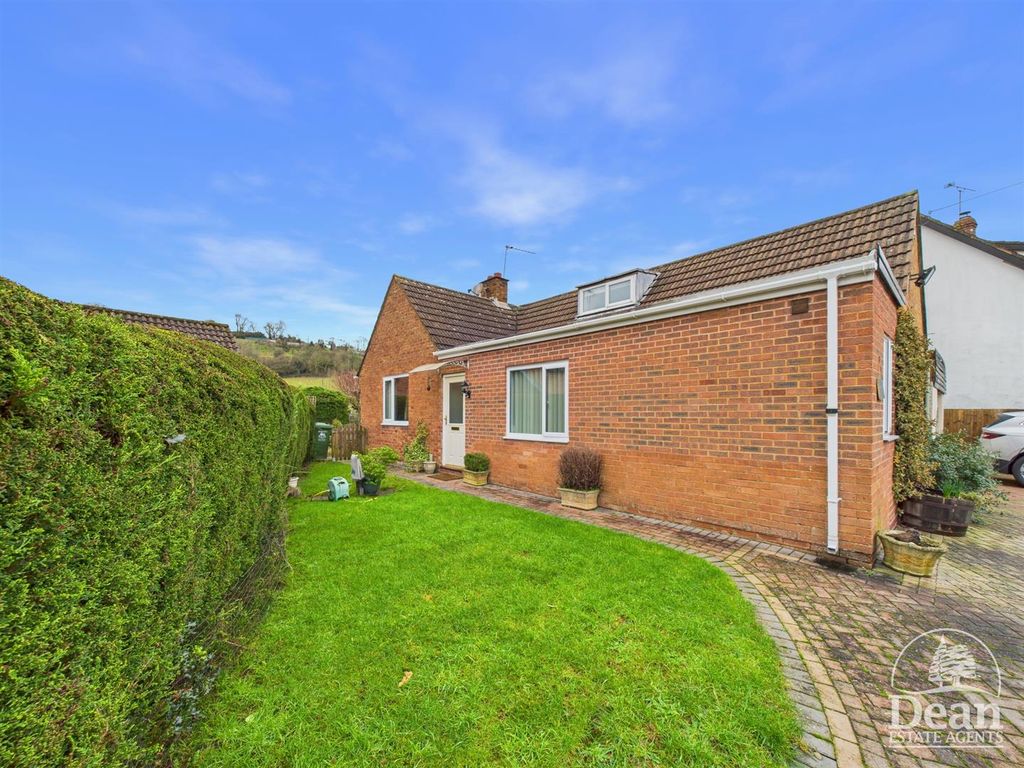 Property photo 1 of 24