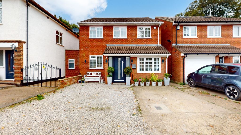 Property photo 2 of 20 4581032