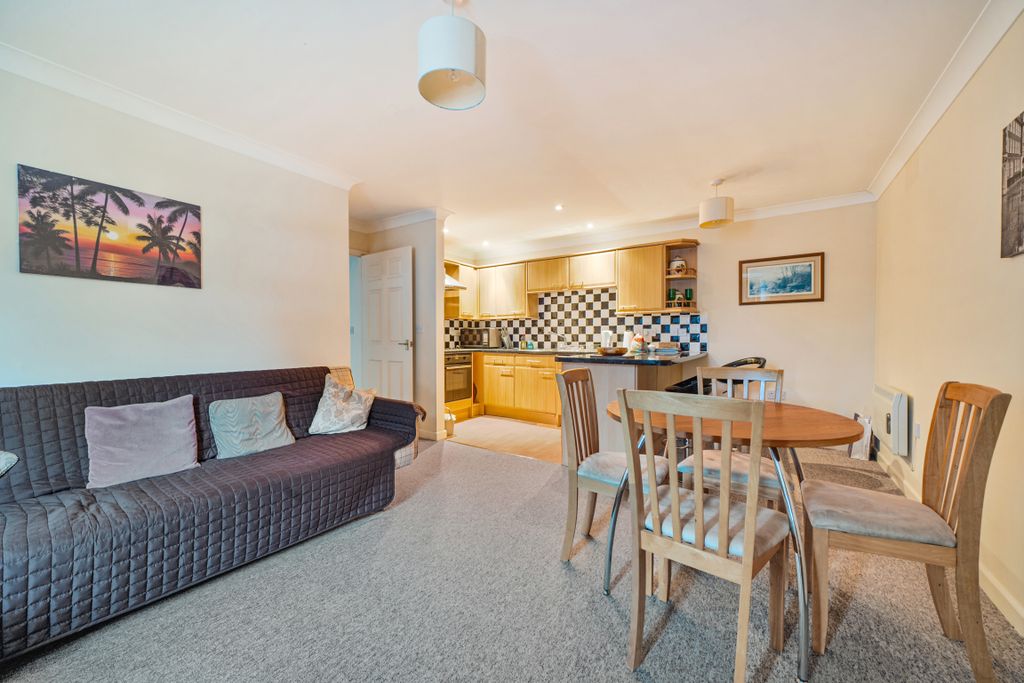 Property photo 2 of 13 Living Space