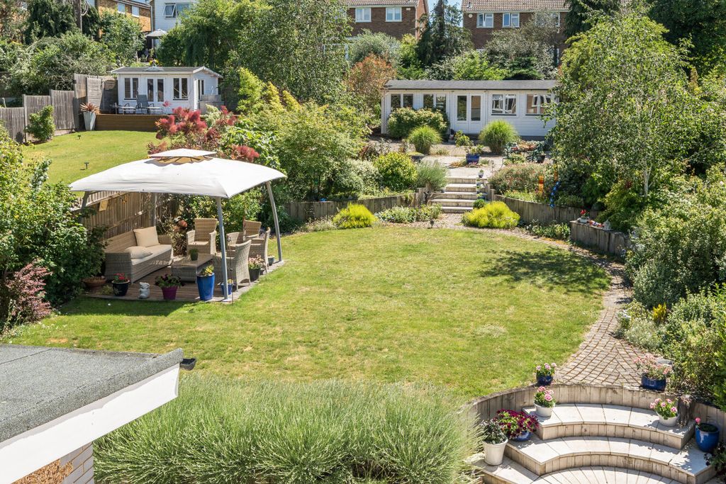Property photo 2 of 28 1479417-26-6A32c6...