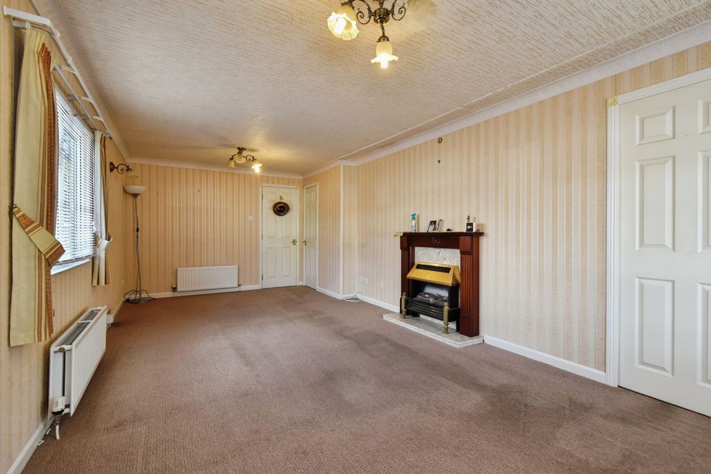 Property photo 3 of 14 Pbox-Img.Jpg