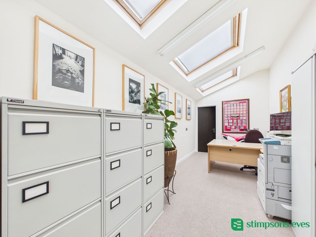 Property photo 3 of 4 Photo 6