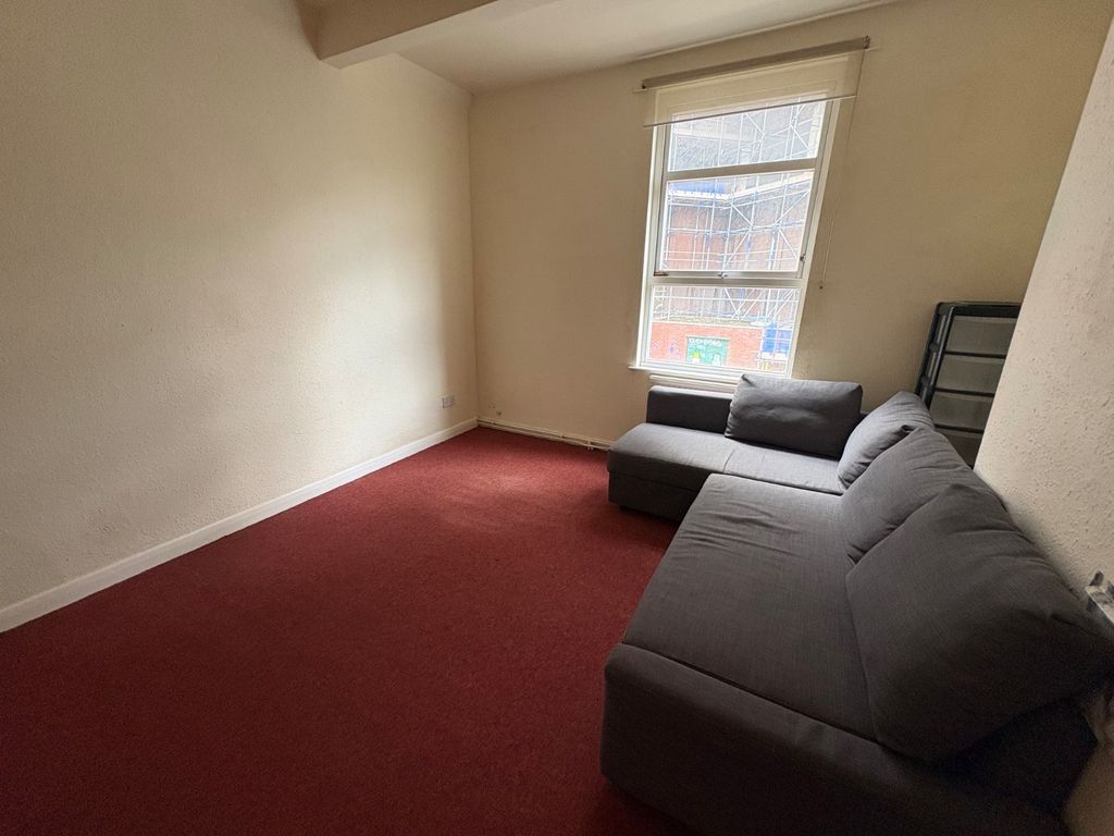 Property photo 3 of 7 Picture No. 20