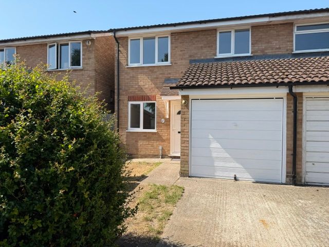3 bed end terrace house for saleRanyard Close, Chessington KT9
