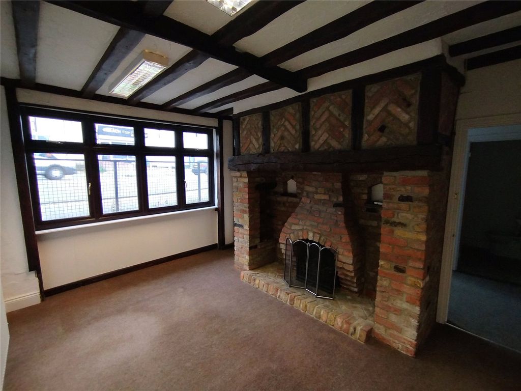 Property photo 3 of 27 Picture No. 32