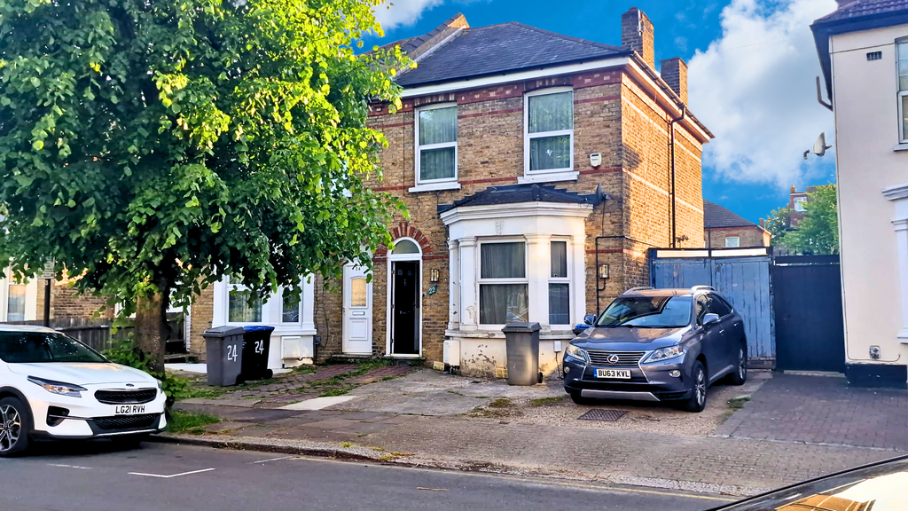 Property photo 1 of 10