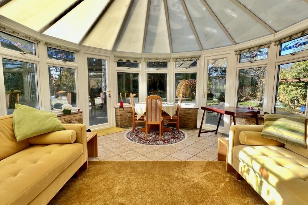 Property photo 3 of 33 Gallery