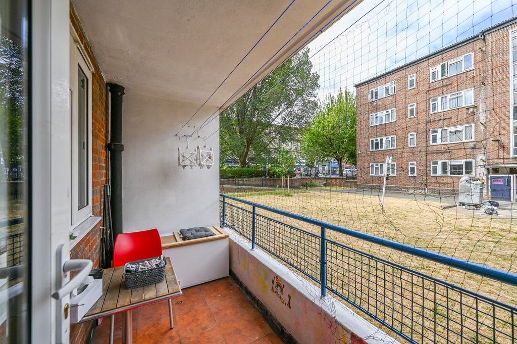 Property photo 3 of 13