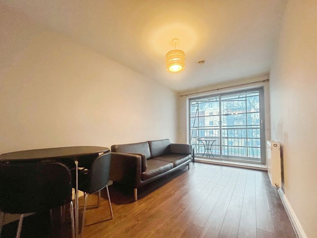 Property photo 3 of 9 Photograph