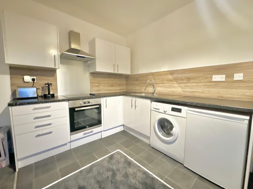 Property photo 1 of 4