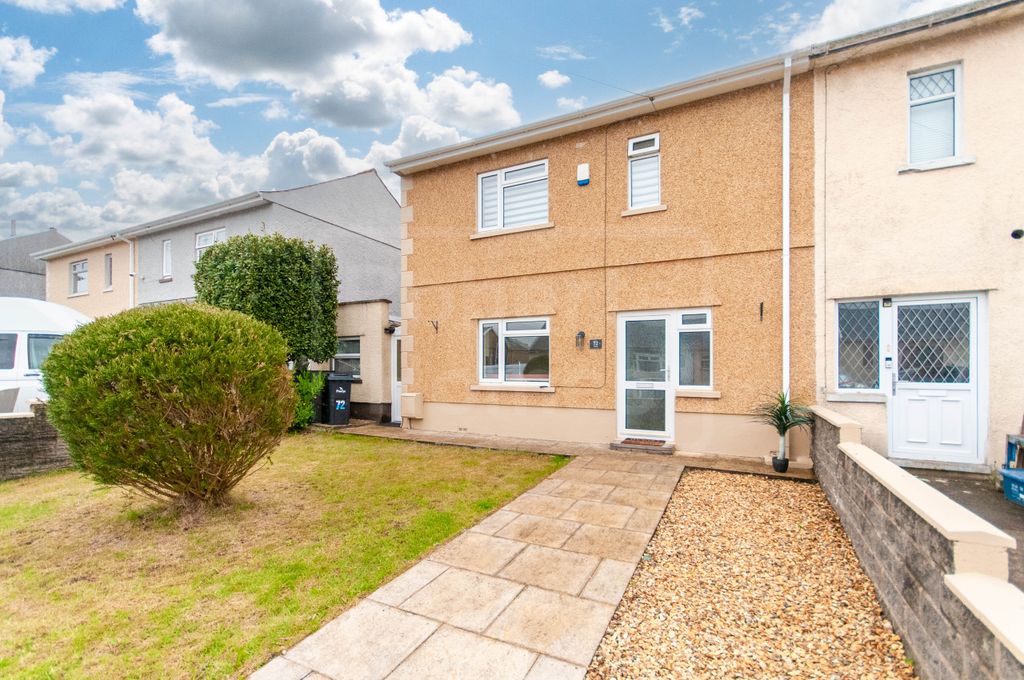 Property photo 1 of 13 Front