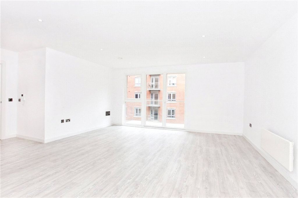 Property photo 3 of 9 Picture No. 04