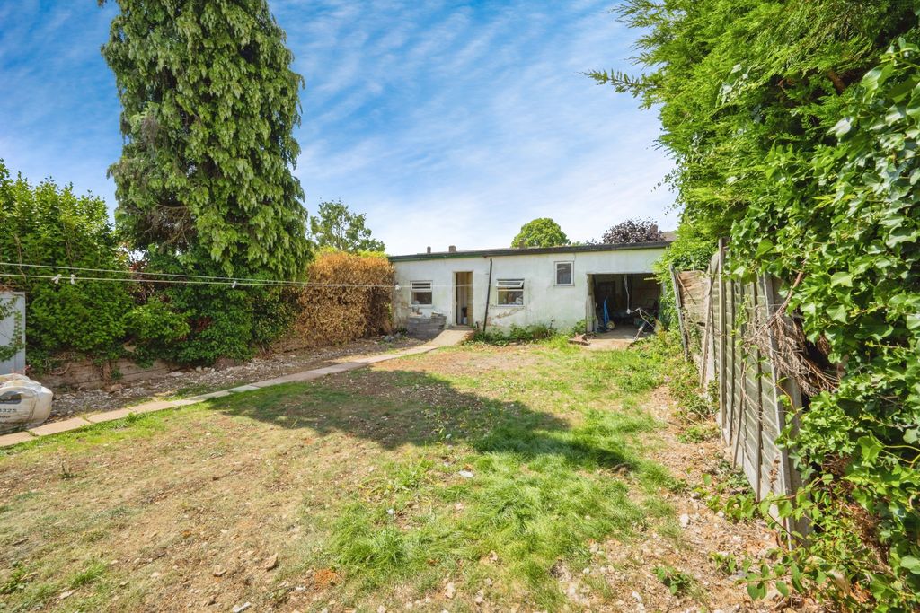 Property photo 1 of 29