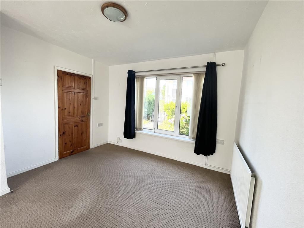 Property photo 3 of 13 Balcony