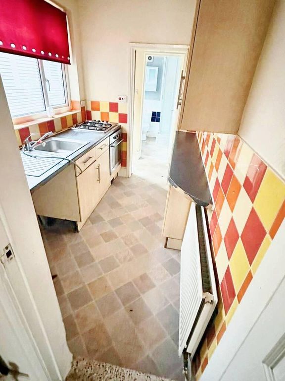 Property photo 2 of 8
