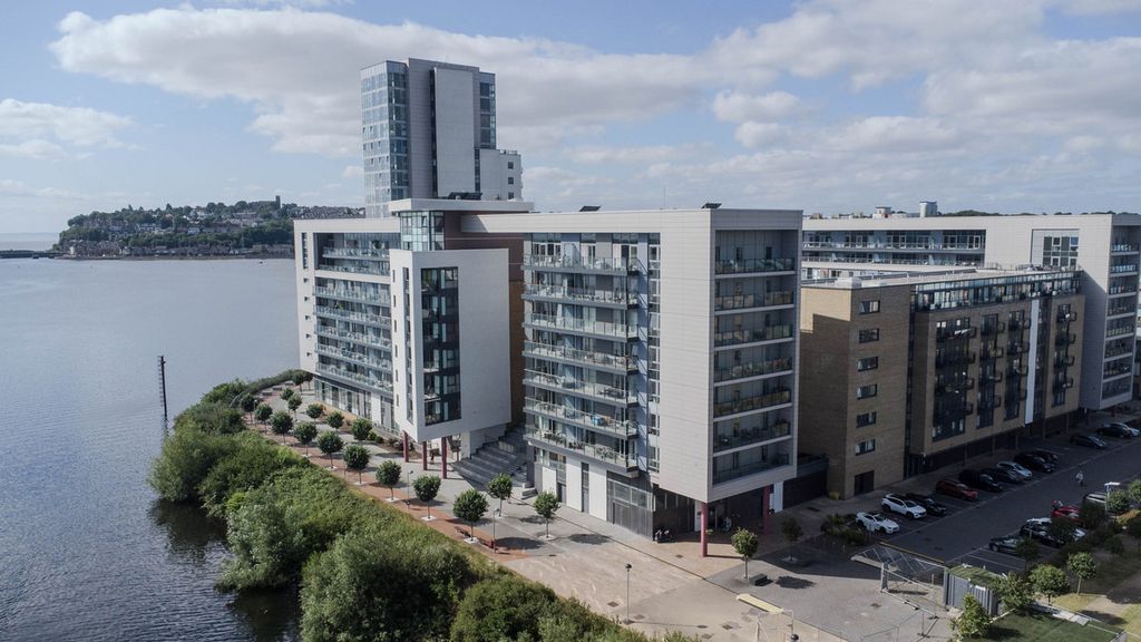 Property photo 1 of 23