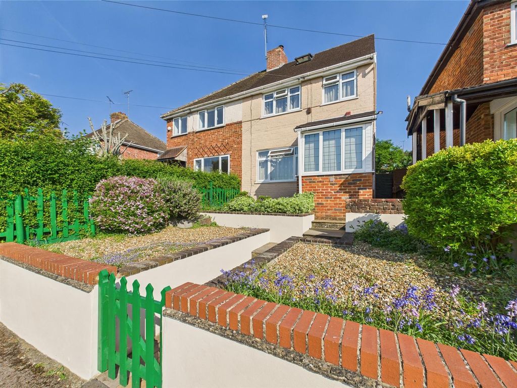 Property photo 1 of 13 Cam01224G0-Pr0625-Still017.Jpg